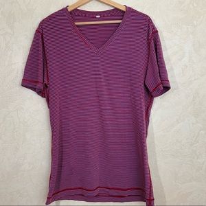 Lululemon basic stripe tee Medium.